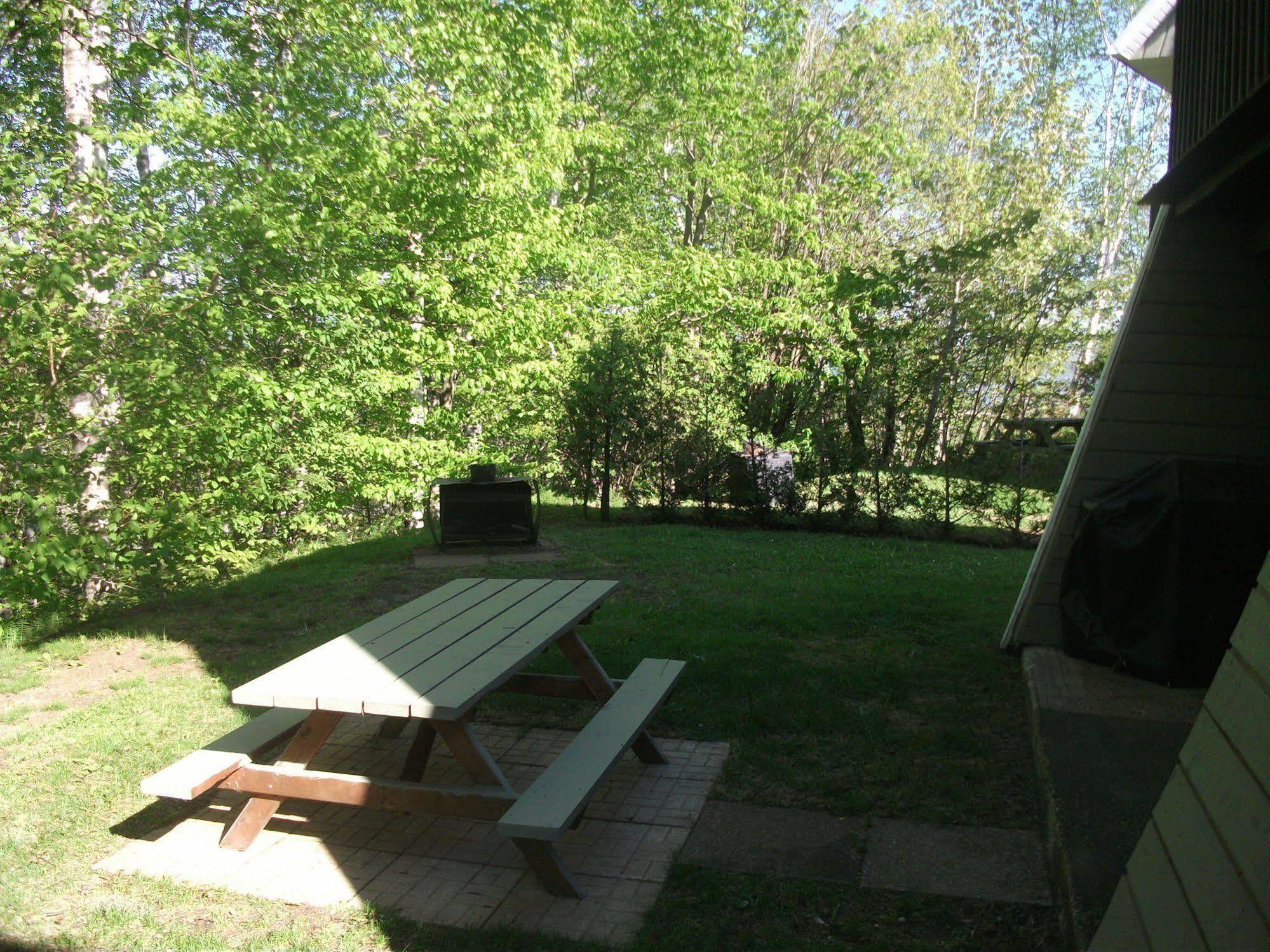 Les Chalets Bô-Sô-Met Beaupré Exterior foto